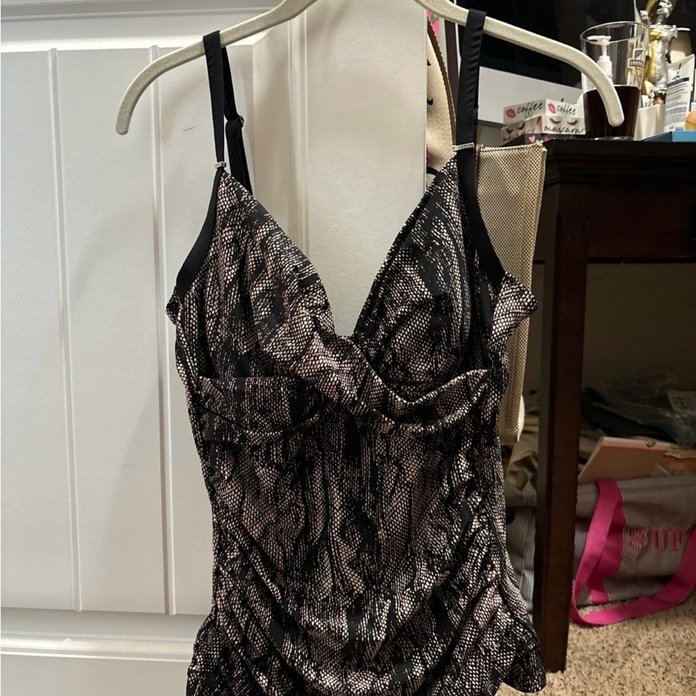 Calvin Klein tankini top sz L Black animal print